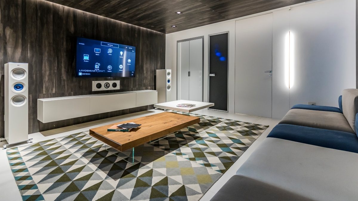 BENEFITS OF AUTOMATING YOUR HOME - DG-LA